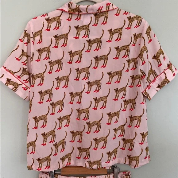 Bouffants & Broken Hearts Women’s Pink Cheetah in Heels Pajama Set Size Medium - Picture 8 of 10